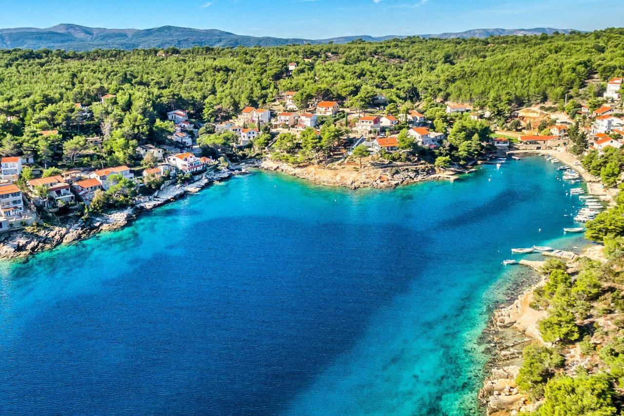 Apartments By The Sea Basina, Hvar - 116 Vrboska Esterno foto