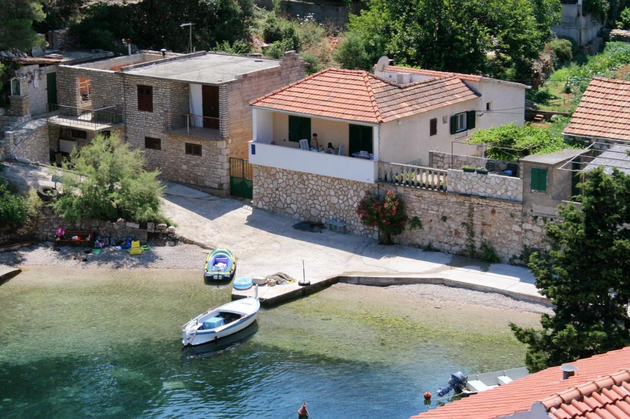 Apartments By The Sea Basina, Hvar - 116 Vrboska Esterno foto